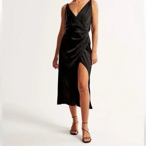 NWT. Abercrombie & Fitch Satin Draped Wrap Midi Dress. Size small.